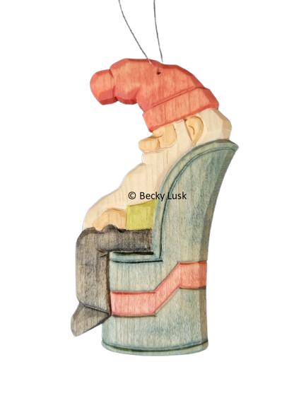 Nisse in Kubbestol Ornament